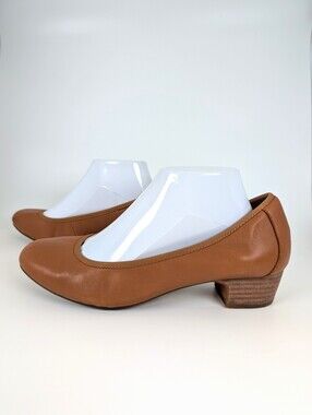 Born Leather Low Heel Pumps Tan Comfort Low Block Heels Shoes Women's Size 9